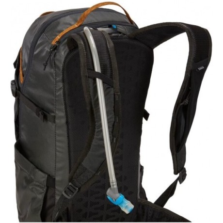 Thule Stir Backpack 25L | Wood Thrush