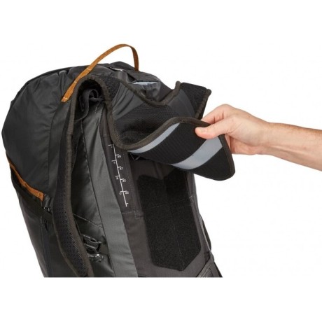 Thule Stir Backpack 35L | Grey Obsidian