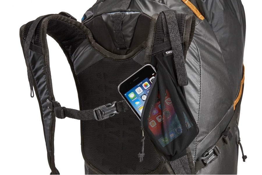 Thule Stir Backpack 35L | Grey Obsidian