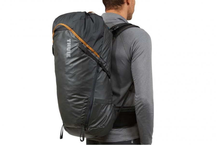 Thule Stir Backpack 35L | Grey Obsidian