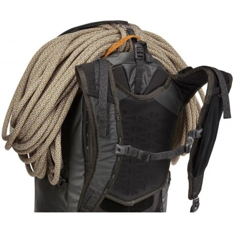 Thule Stir Backpack 35L | Grey Obsidian