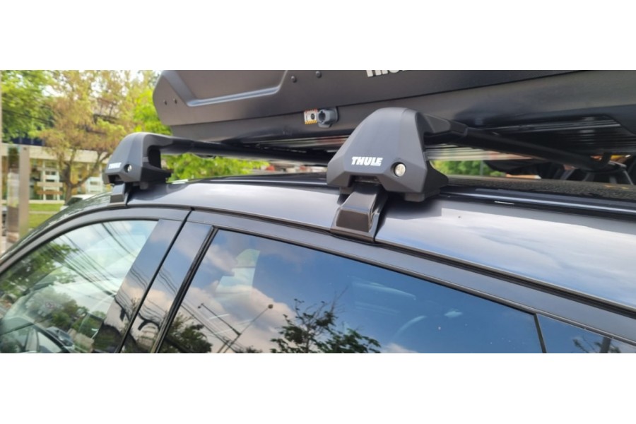 Barras THULE EDGE Flush para autos MAZDA CX-5 desde 2017 negro
