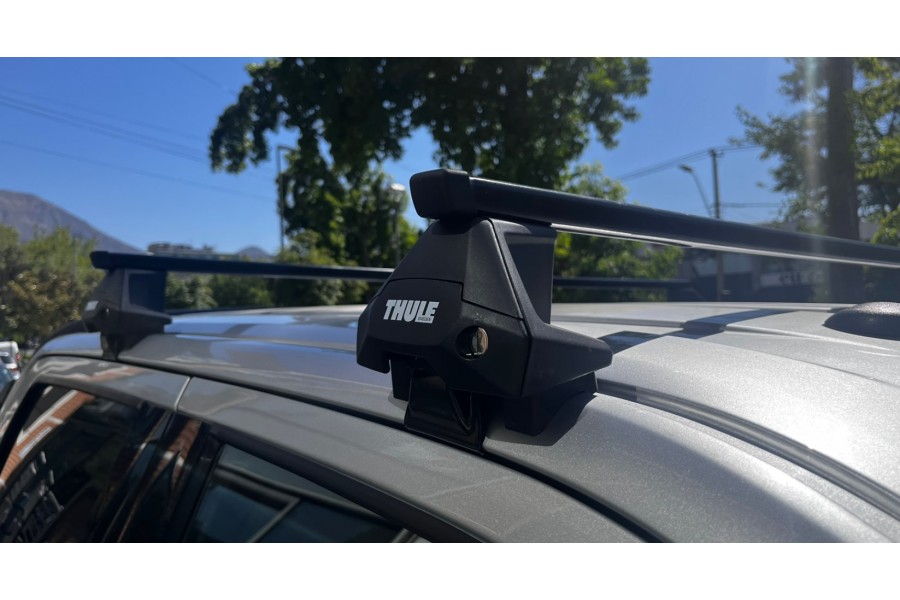 Barras THULE EVO SquareBar para camioneta FORD F-150 desde 2015