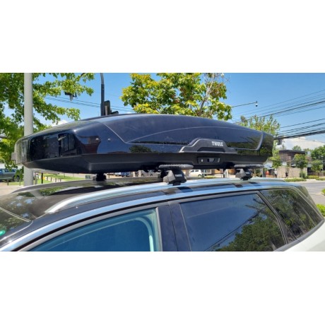 Barras THULE EVO WingBar para autos PEUGEOT 3008 desde 2017 . 2023 negro