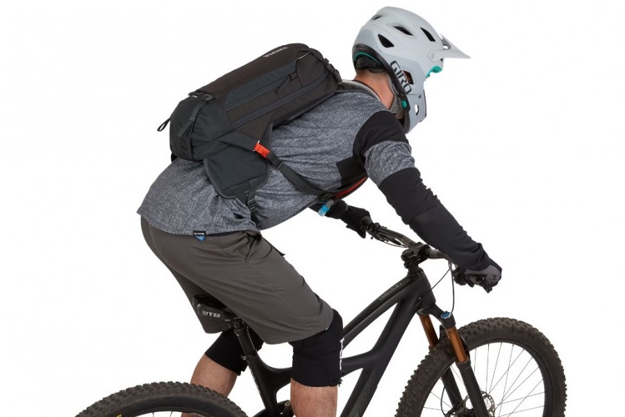 Mochila Hidratación Thule Rail Hydration Pack 12L | Covert