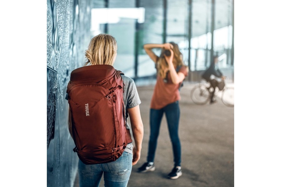 Mochila Thule Landmark 70L Woman Bordeaux