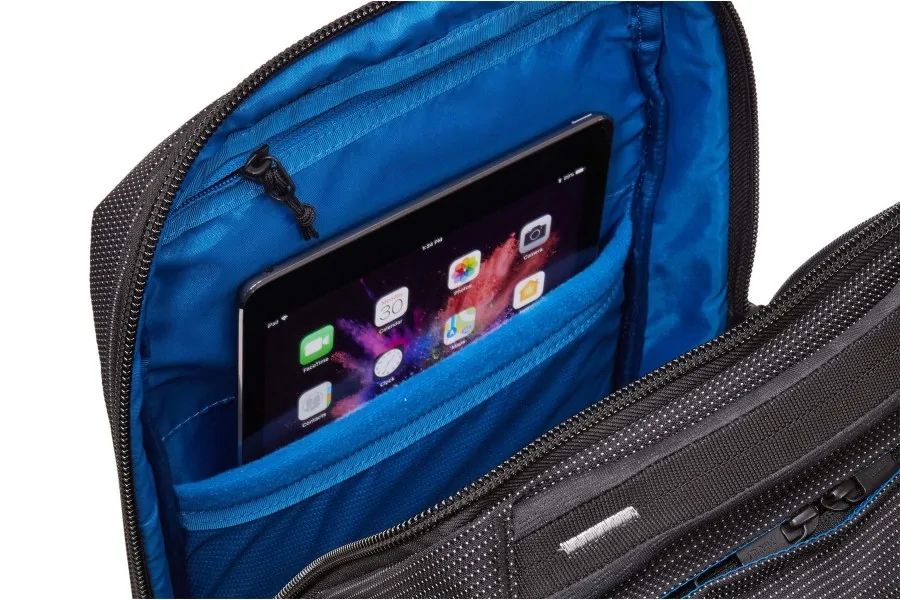 Mochila Urbana Thule Crossover 2 20L | Black