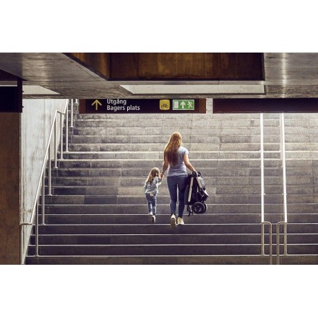 Coche Thule Spring Black Misty + Silla Auto Cybex Nido Aton B2 I-Size