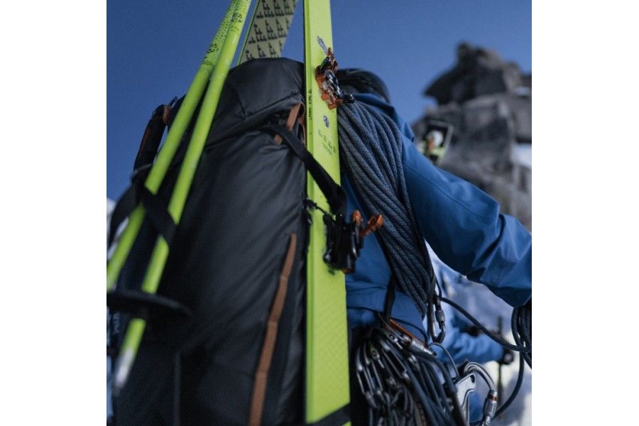 Mochila Para Senderismo Thule Stir Alpine Backpack 40L | Grey Obsidian