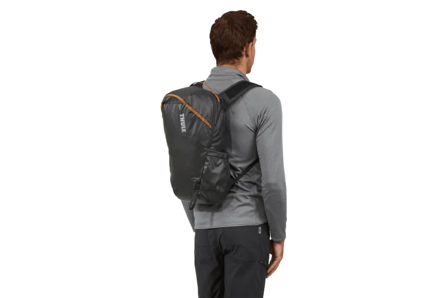 Mochila Thule Stir 18L Grey Obsidian