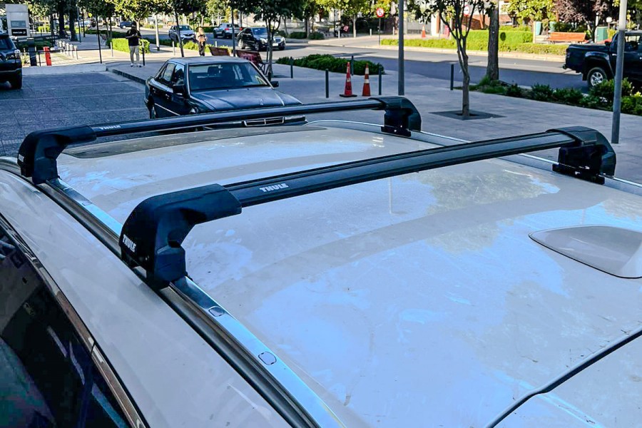 Barras Thule MAZDA CX-9 16-23 RA / EDGE Flush BLACK