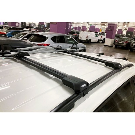 Barras THULE EDGE Flush para autos VOLKSWAGEN Tiguan desde 2016-2024 negro