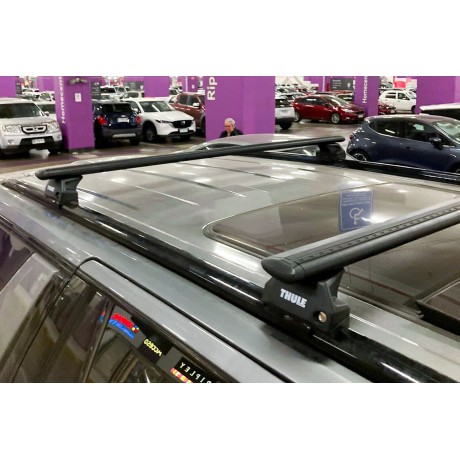 Barras THULE EVO WingBar para autos CHEVROLET Tahoe desde 2021 negro