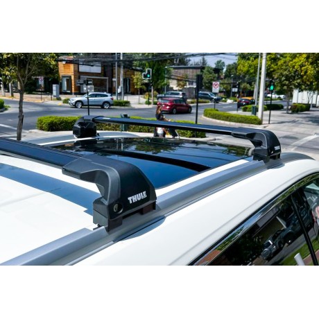 Barras THULE EDGE Flush para autos NISSAN X-Trail desde 2021 negro