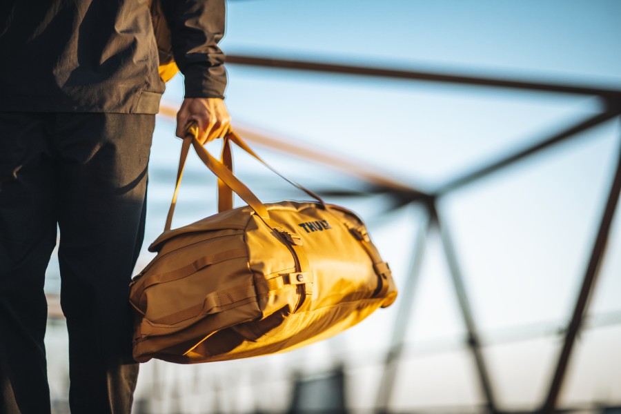 Bolso Thule Chasm Duffel 70L | Golden