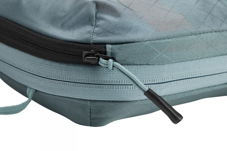 Bolso Thule Separador de Ropa Sucia Clean Dirty Medium Pond