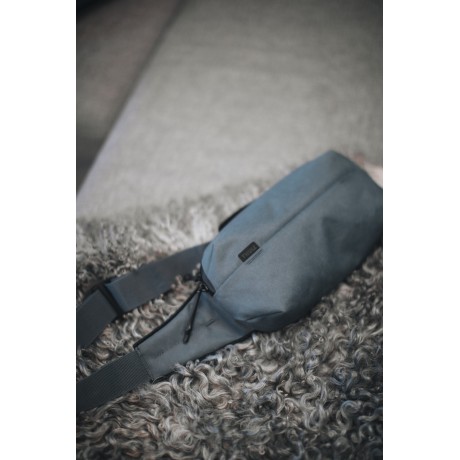 Riñonera Thule Aion Sling Bag 2L | Dark Slate