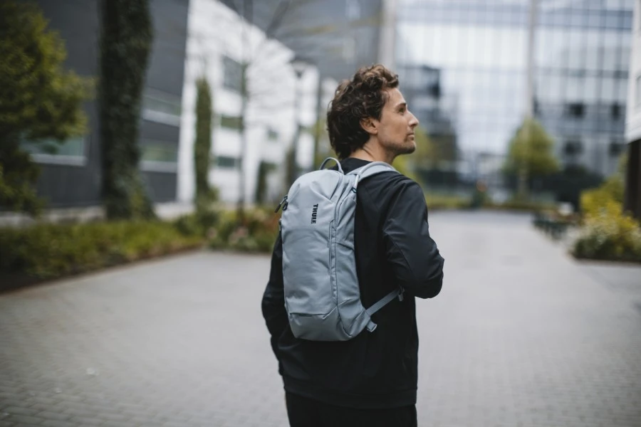 Mochila Hidratación Thule AllTrail 22L | Pond