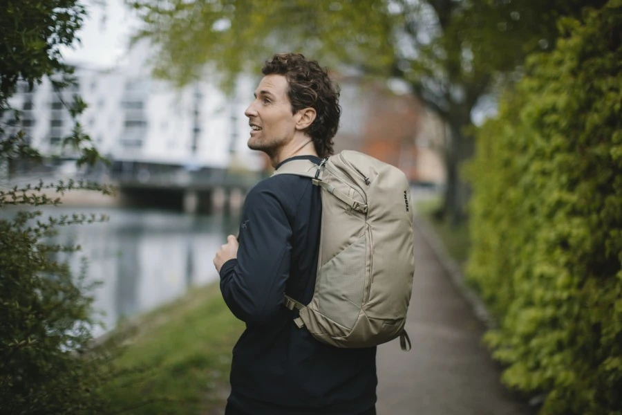 Mochila Para Senderismo Thule AllTrail Daypack 18L | Faded Khaki