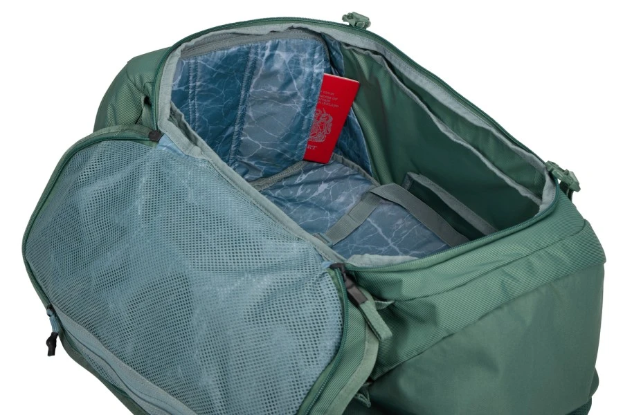 Thule Landmark Travel Pack 40L | Hazy Green