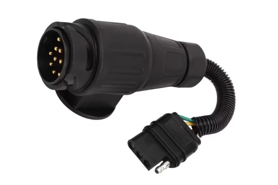 Adaptador USA - Europeo 13 a 4 polos