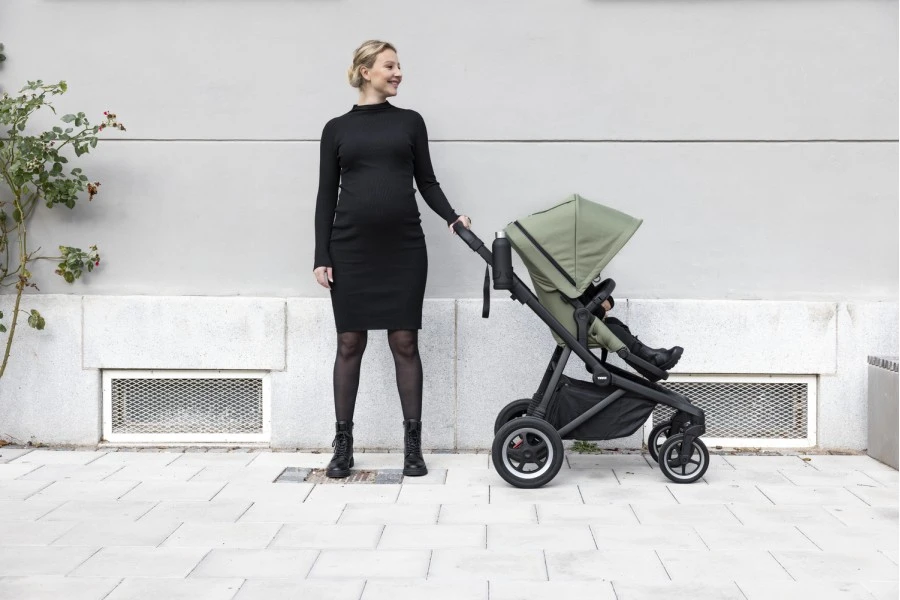 Coche Thule Sleek | Soft Green on Black