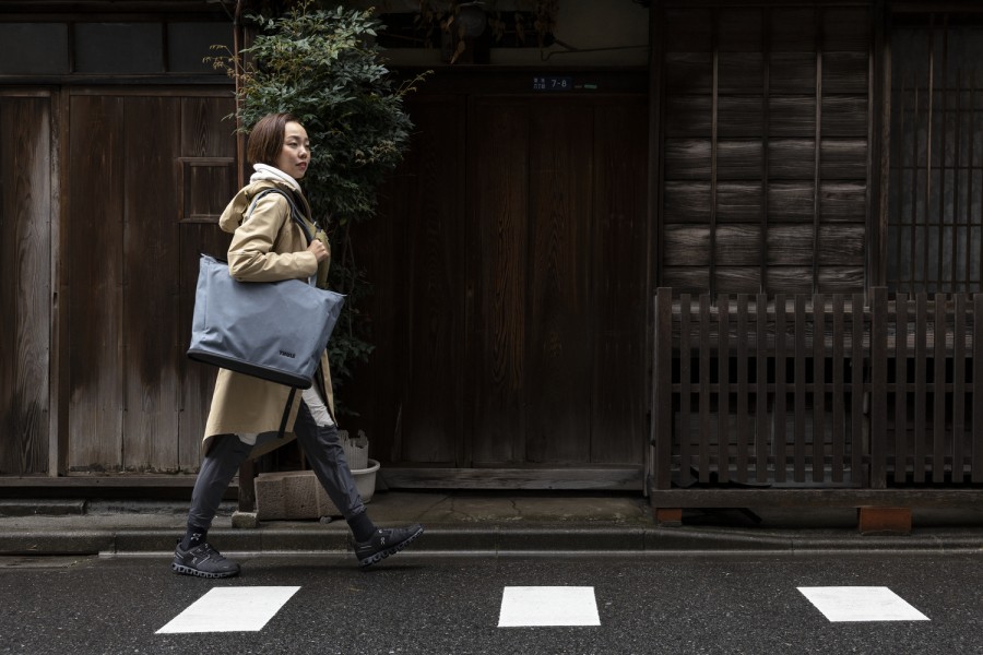 Bolso De Mano Thule Aion Tote Bag 23L | Dark Slate