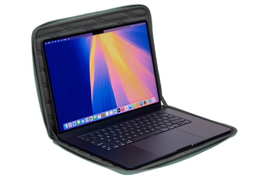 Funda Thule Gauntlet MacBook Pro® Sleeve 16 | Hazy Green