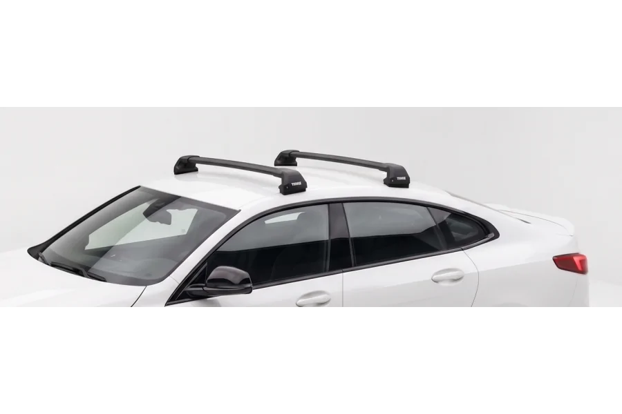 Barras THULE EDGE Flush para autos BMW 2-Series Gran Coupe (F44) desde 2020 negro